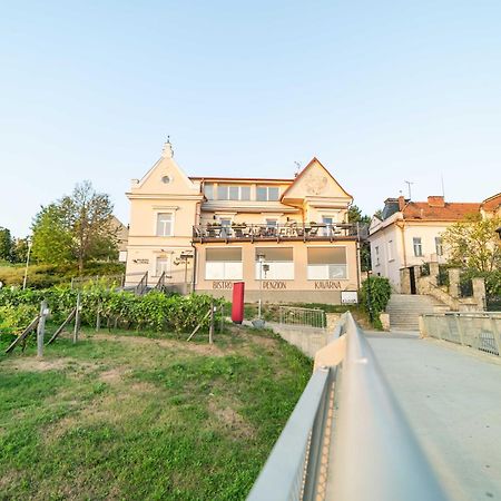 Penzion Nad Lavkou Uherský Brod Екстериор снимка